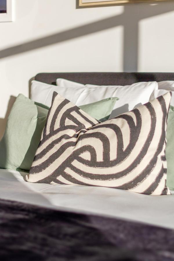 Stylish Home In The Heart Of Christchurch 2 Bed エクステリア 写真